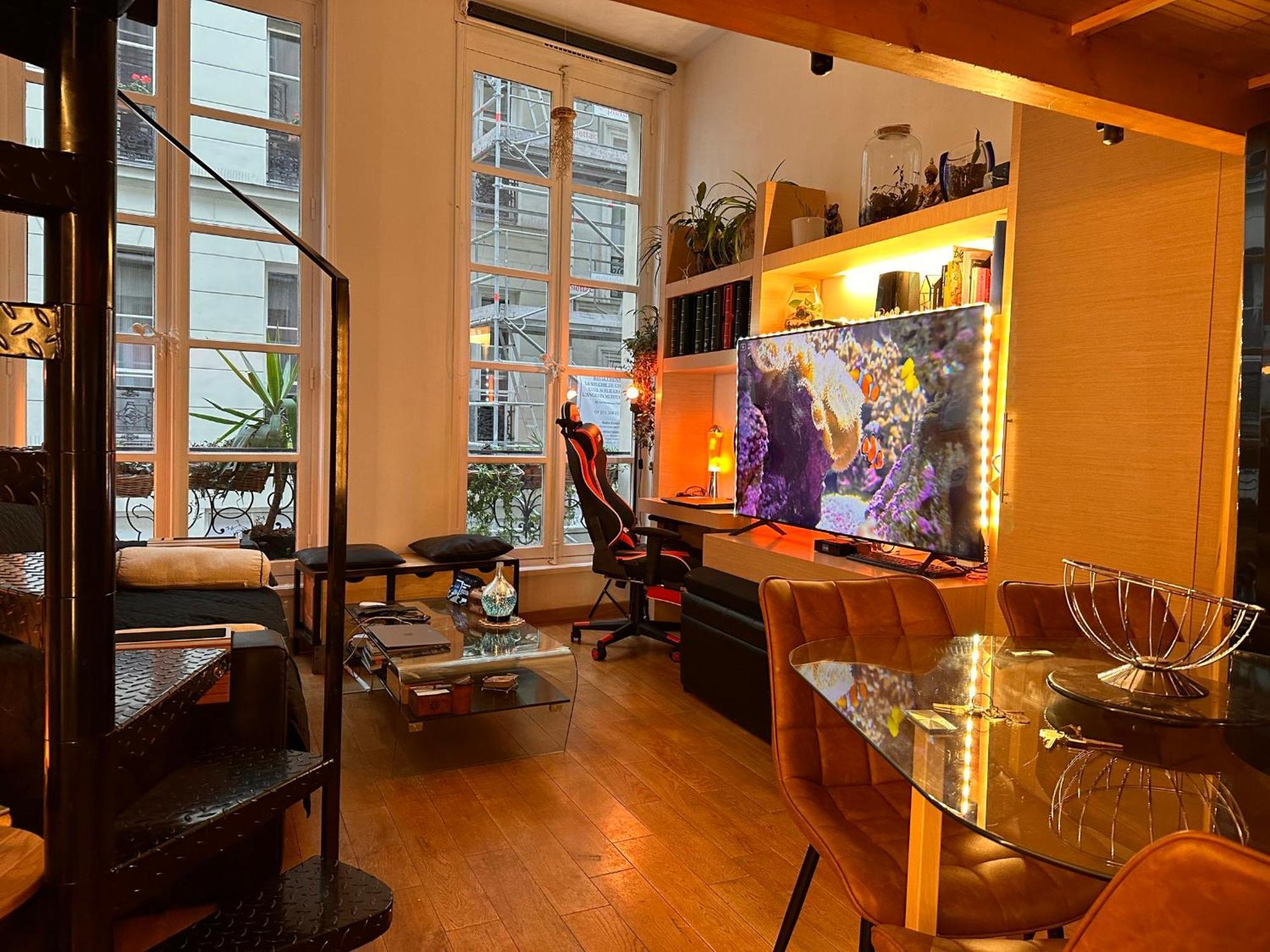 Magnifique Studio Au Coeur Du Marais パリ エクステリア 写真