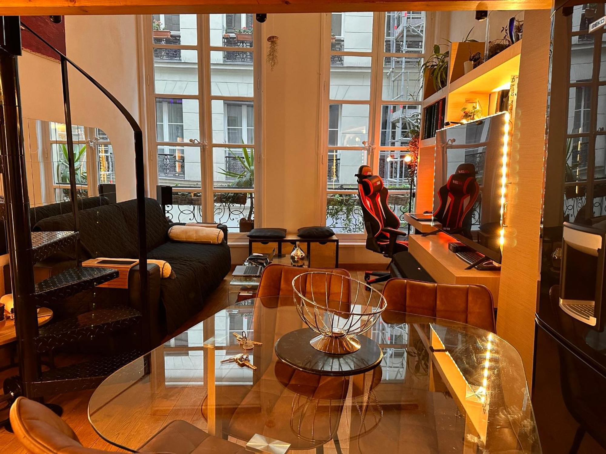 Magnifique Studio Au Coeur Du Marais パリ エクステリア 写真
