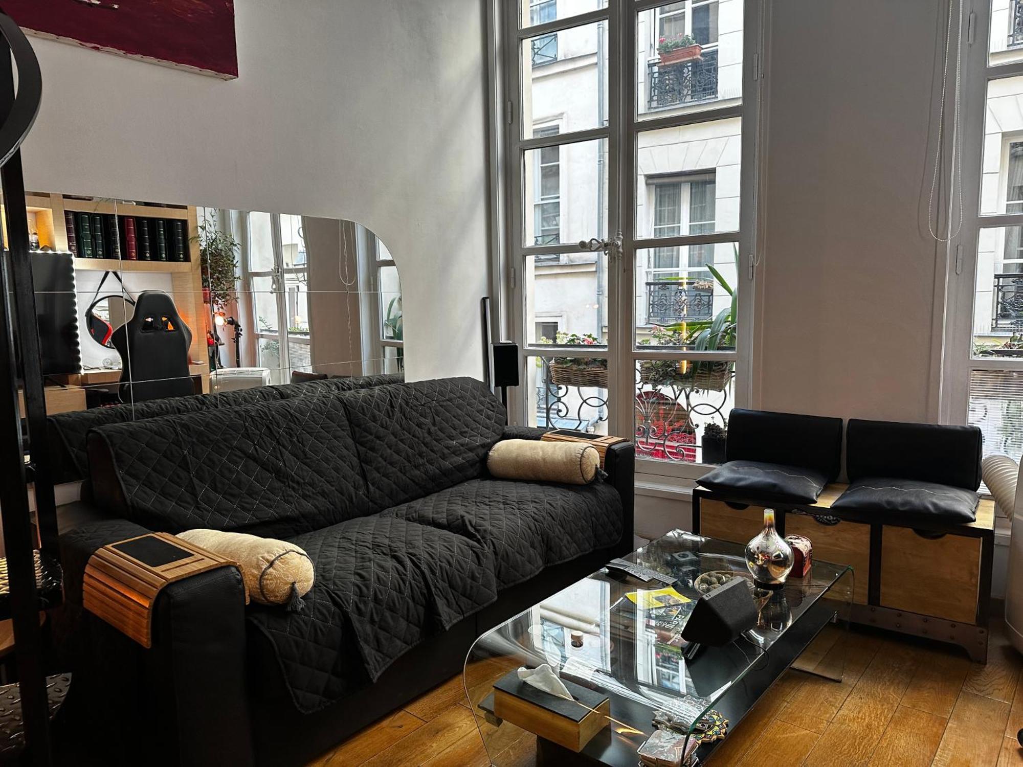 Magnifique Studio Au Coeur Du Marais パリ エクステリア 写真